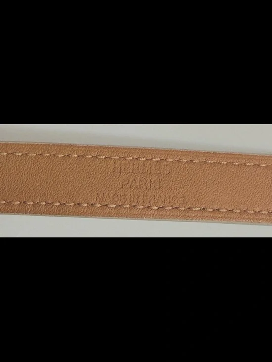 HERMES - Kelly Double Tour Wrap Bracelet - White Leather & Gold Hardware - Picture 4 of 5